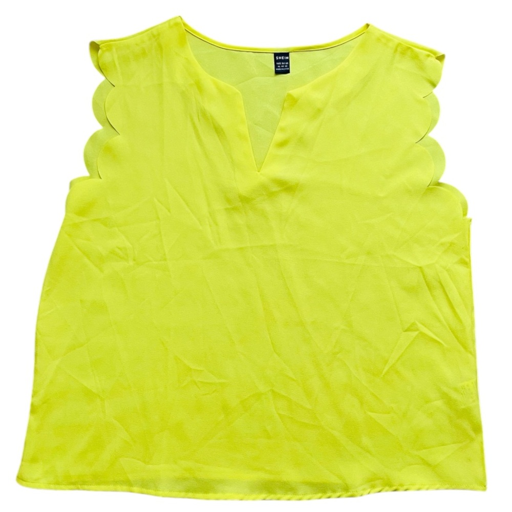 Shein Yellow Scalloped Sleeveless Top
